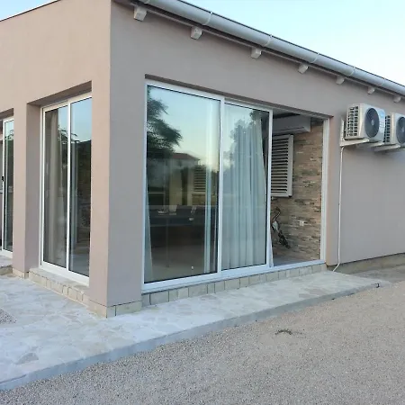 Holiday home House With A Parking Space - 17694 Vir